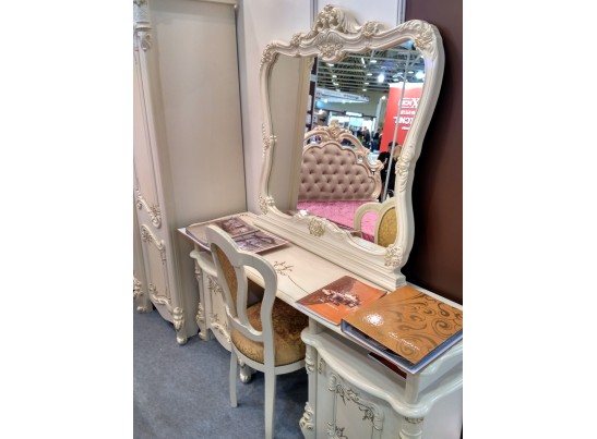 Спальный гарнитур "РАФАЭЛЛА"