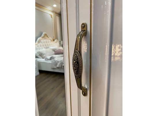 Спальня Натали с 6-створчатым шкафом, белая