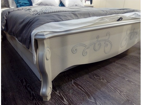 Кровать Луиза без каркаса с декором и мягким изголовьем 160х200 ММ-227-02/16Б-1