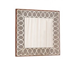 Зеркало квадратное Луиза в раме из натурального дерева с гравировкой ММ-227-05