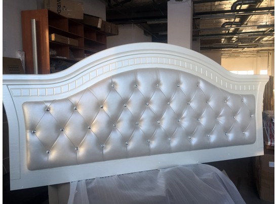 Спальный гарнитур Венера 160 бежевый