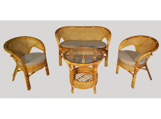 Комплект для отдыха 02/15 с двухместным диваном