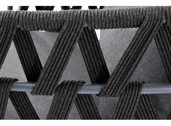 "Диего" кресло плетеное из роупа, каркас алюминий темно-серый (RAL7024) муар, роуп темно-серый круглый, ткань темно-серая 027 в Кургане