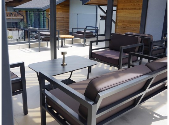 "Эстелья" кресло, каркас алюминий темно-серый (RAL7024) муар, ткань темно-серая 027 в Кургане