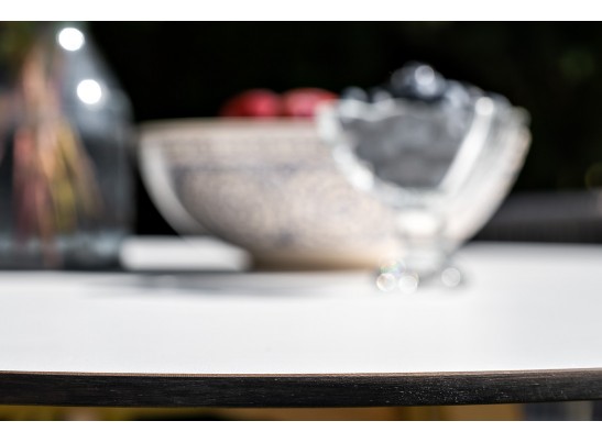 "Франческо" интерьерный стол из HPL круглый Ø100см, цвет молочный в Кургане