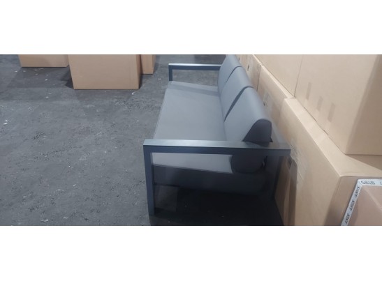 "Гранада" диван трехместный, каркас из алюминия, подлокотники HPL серый гранит в Кургане