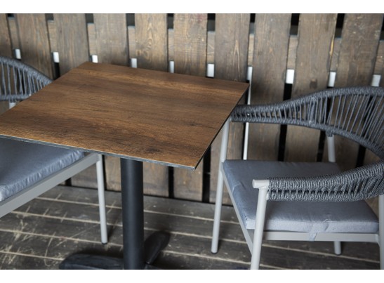 "Каффе" интерьерный стол из HPL квадратный 64х64см, цвет "дуб" в Кургане