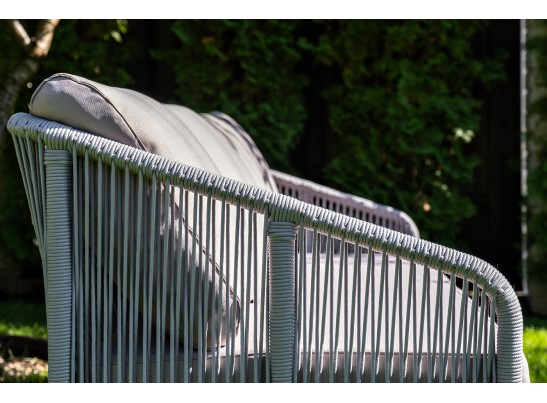 "Канны" диван 2-местный плетеный из роупа, каркас алюминий белый, роуп светло-серый кругл, ткань серая в Кургане