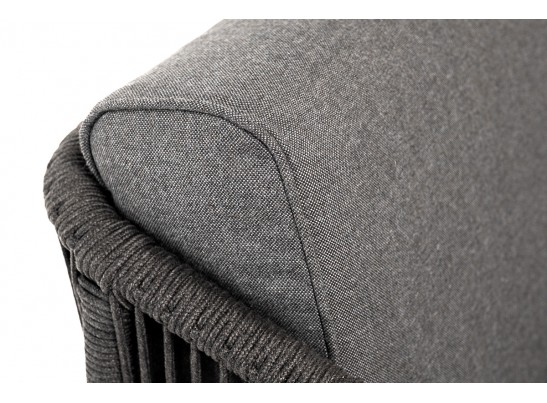 "Канны" кресло плетеное из роупа, каркас алюминий темно-серый (RAL7024) муар, роуп темно-серый круглый, ткань темно-серая 027 в Кургане