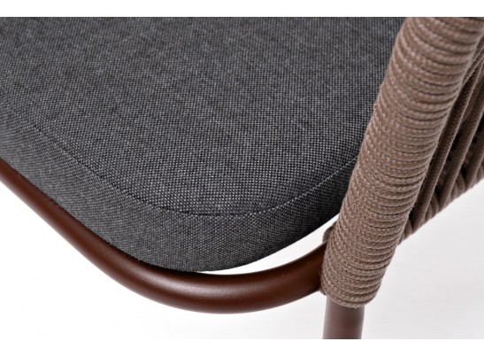 "Лион" стул плетеный из роупа, каркас из стали коричневый (RAL8016) муар, роуп коричневый круглый, ткань бежевая в Кургане