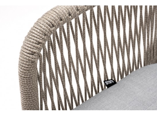 "Лион" стул плетеный из роупа, каркас из стали светло-серый (RAL7035) муар, роуп серый меланж круглый, ткань светло-серая в Кургане