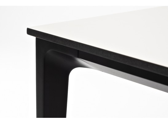 "Малага" обеденный стол из HPL 90х90см, цвет молочный, каркас черный в Кургане