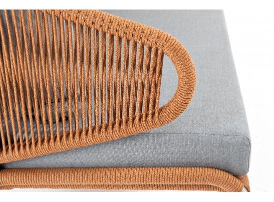 "Милан" диван 2-местный плетеный из роупа, каркас алюминий светло-серый (RAL7035) муар, роуп оранжевый меланж круглый, ткань светло-серая в Кургане