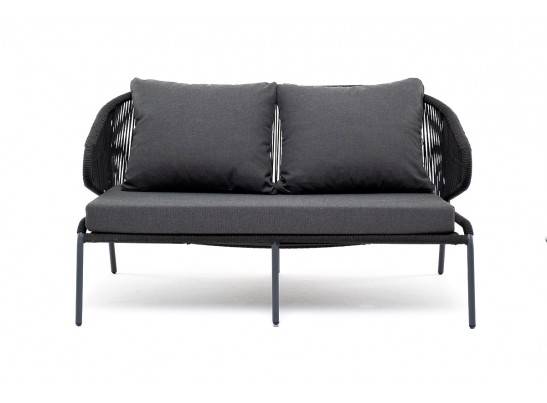 "Милан" диван 2-местный плетеный из роупа, каркас алюминий темно-серый (RAL7024) муар, роуп темно-серый круглый, ткань темно-серая 027 в Кургане