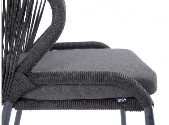 "Милан" стул плетеный из роупа, каркас алюминий темно-серый (RAL7024) муар, роуп темно-серый круглый, ткань темно-серая 027 в Кургане
