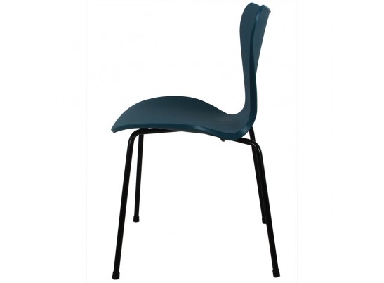 Стул Seven голубой с чёрными ножками в Кургане