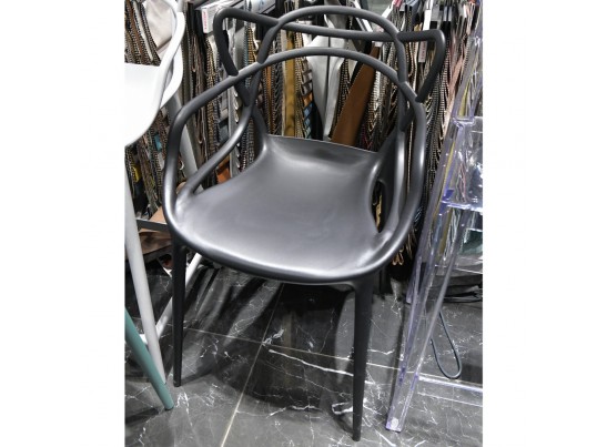 Комплект из 6-ти стульев Masters чёрный в Кургане