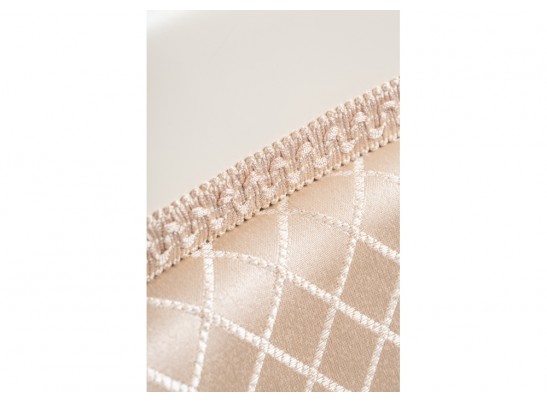 Деревянный стул Байона слоновая кость / ромб 02 в Кургане