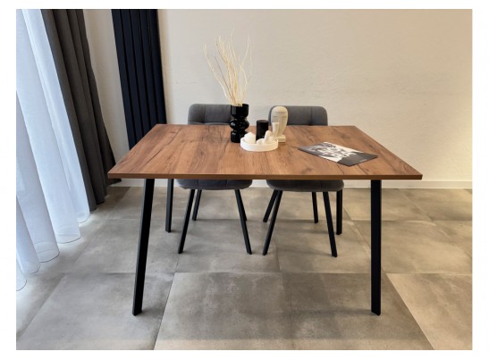 Деревянный стол Кортни 117 (157) x 77 дуб крафт табачный / черный матовый в Кургане