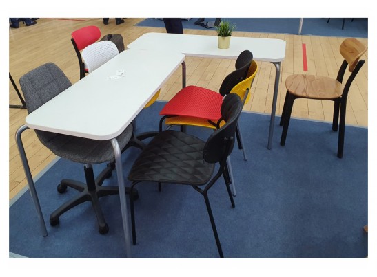 Деревянный стол SHT-T35 70/50 белый матовый / хром лак в Кургане