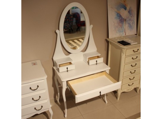 Туалетный столик Аделина