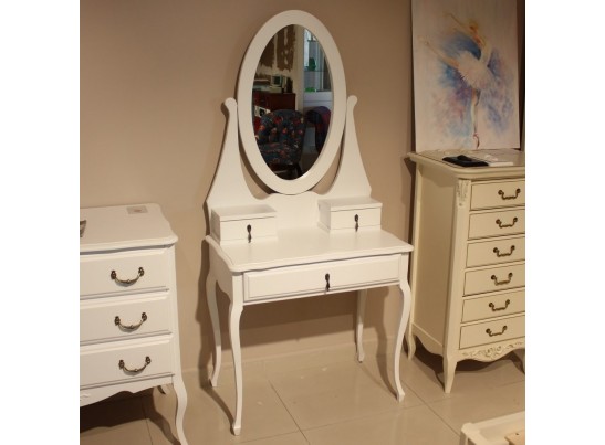 Туалетный столик Аделина