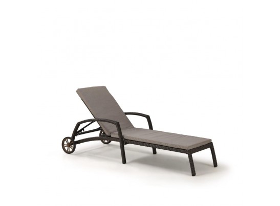 Шезлонг-лежак плетеный A35A2-W53 Brown с матрасом в Кургане