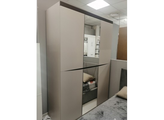 Шкаф №3 с зеркалом Тиана Дуб Бонифаций/Вольфрам