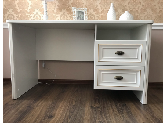 Стол письменный НАТАЛИ, белый глянец