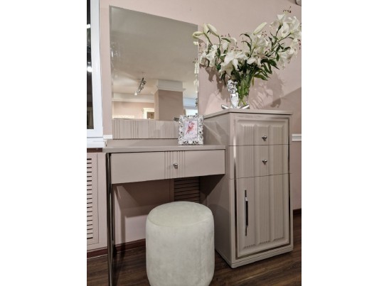 Зеркало Замира серый камень в Кургане