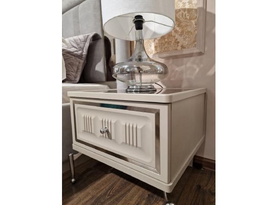 Тумба Замира серый камень в Кургане