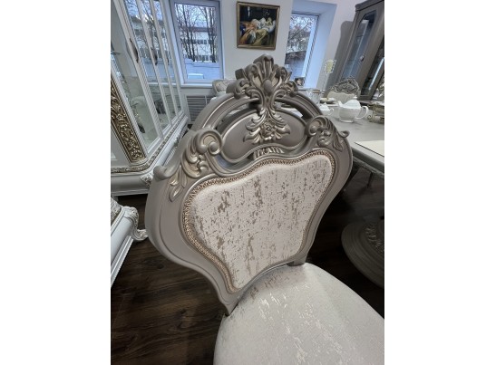 Стул Лали серый камень в Кургане