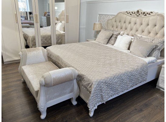 Оттоманка Мокко с двумя подлокотниками бежевый в Кургане