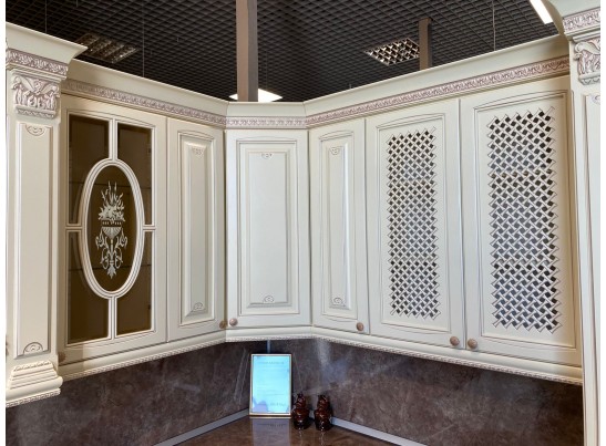 Кухня Афина 30 (3,9*2,6 м) крем/фиолетовая патина