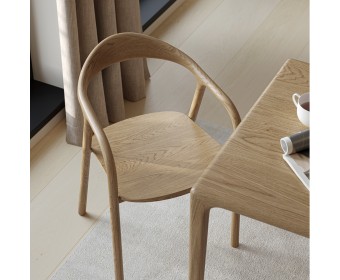 Стол из массива дуба «Милина» цельный