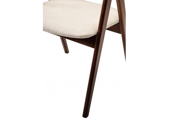 Стул Kaede в Кургане