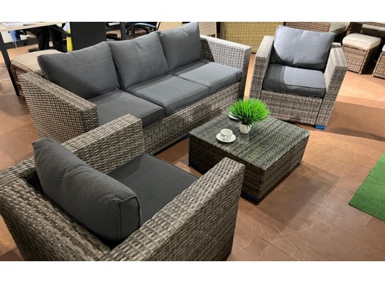 Лаунж-зона KARL с трёхместным диваном (серая) в Кургане