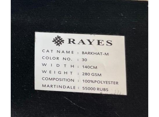 Стул с подлокотниками Медальон (слоновая кость, патина золото)