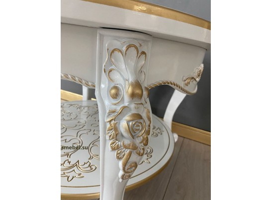 Стол журнальный круглый Жасмин (белый, патина золото)