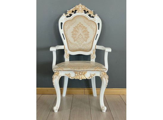 Стул Розалия с подлокотниками (белый, патина золото)