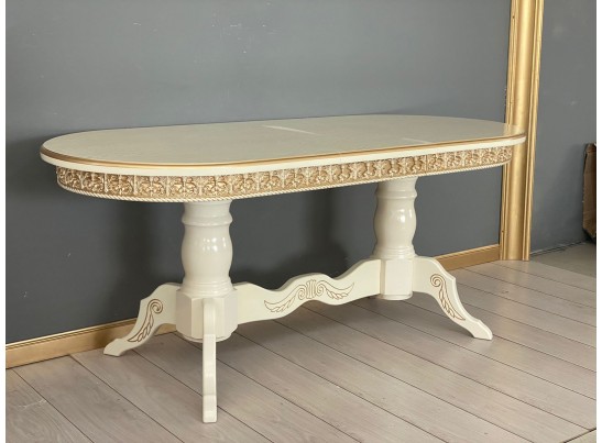 Стол овальный раскладной Верона с молдингом (слоновая кость, золото, шпон)
