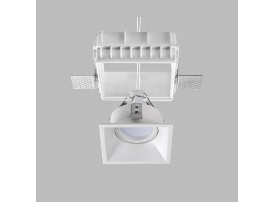 Комплект из светильника и рамки DOMINO QUAD MR16 БЕЛЫЙ в Кургане