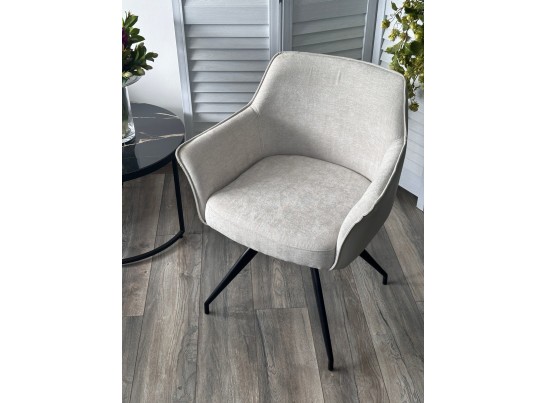 Стул PISTIL поворотный 180 град., ткань DAVIS CITY-03 светло-беж / PU-03 светло-беж/ черный, ®DISAUR в Кургане