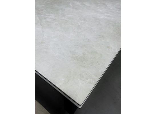 Стол Франк 200 Кремовый мрамор, керамика / черный каркас в Кургане