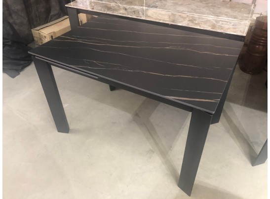 Стол CORNER 120 MATT GOLDEN BLACK SINTERED STONE / BLACK в Кургане