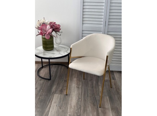 Стул DILL MOMO-01 молочный, велюр "беспальчиковый"/ золотой каркас в Кургане