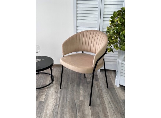 Стул JUST, цвет Velutto 05 Бежевый, велюр / черный каркас в Кургане