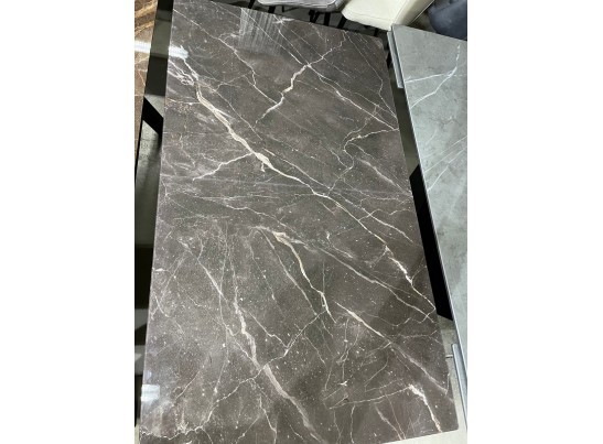 Стол Морис 140 ДАРК, стекло / черный каркас в Кургане