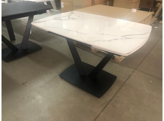 Стол ALATRI 120 GLOSS STATUARIO WHITE SINTERED STONE / BLACK в Кургане