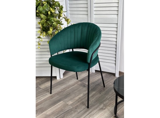 Стул JUST, цвет Velutto 33 Изумрудный, велюр / черный каркас в Кургане
